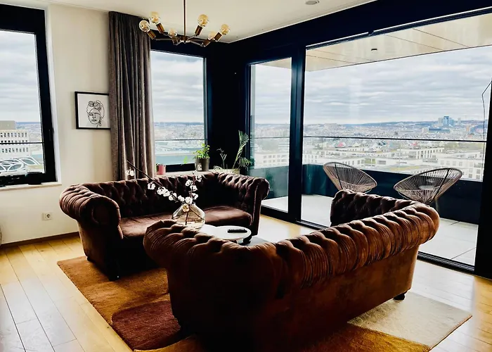 Elegant Sky Apartment With Spa