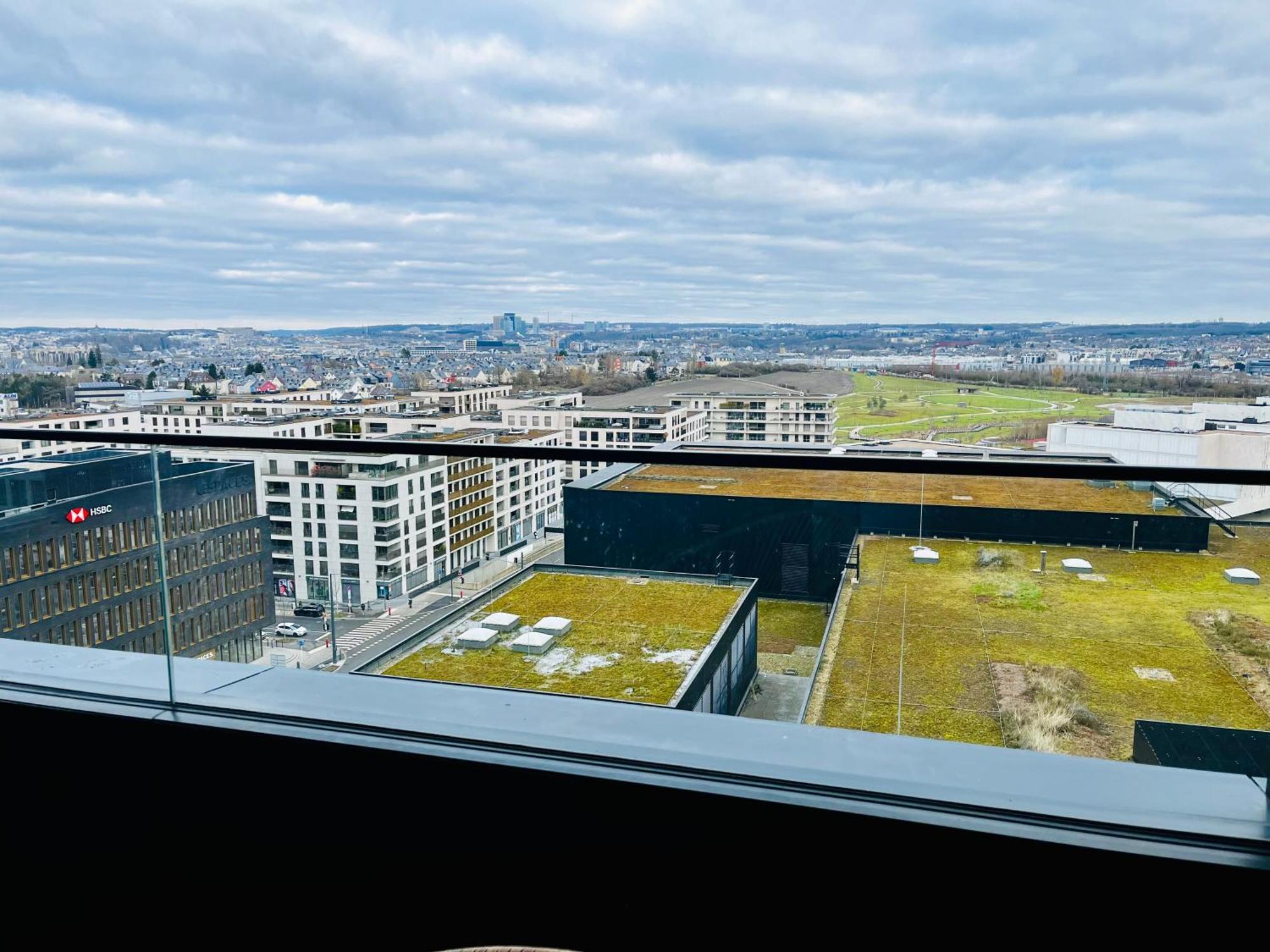 Elegant Sky With Apartment Luxemburg